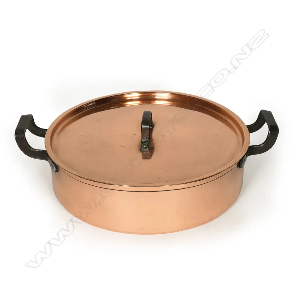 A vintage copper two handled roasting pan, Image 1++