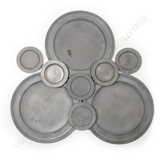 Nine 19thC pewter pieces,