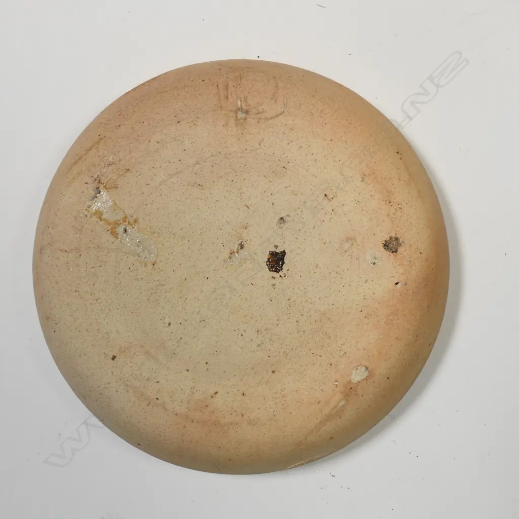 A Len Castle c1970 pin dish, Image 1++