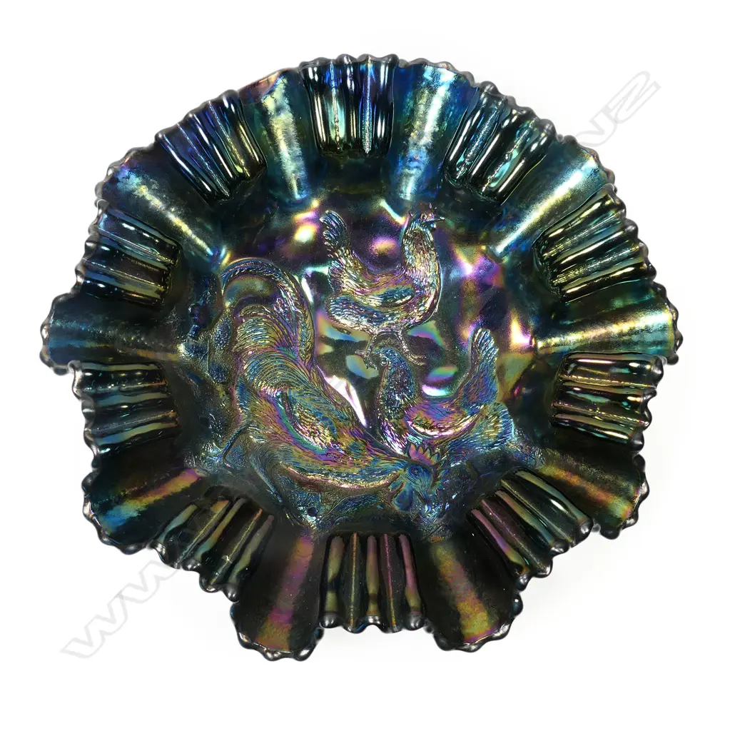 A Dugan purple carnival glass bowl, Image 1++