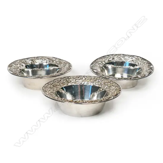 Three small Chinese silver dishes,