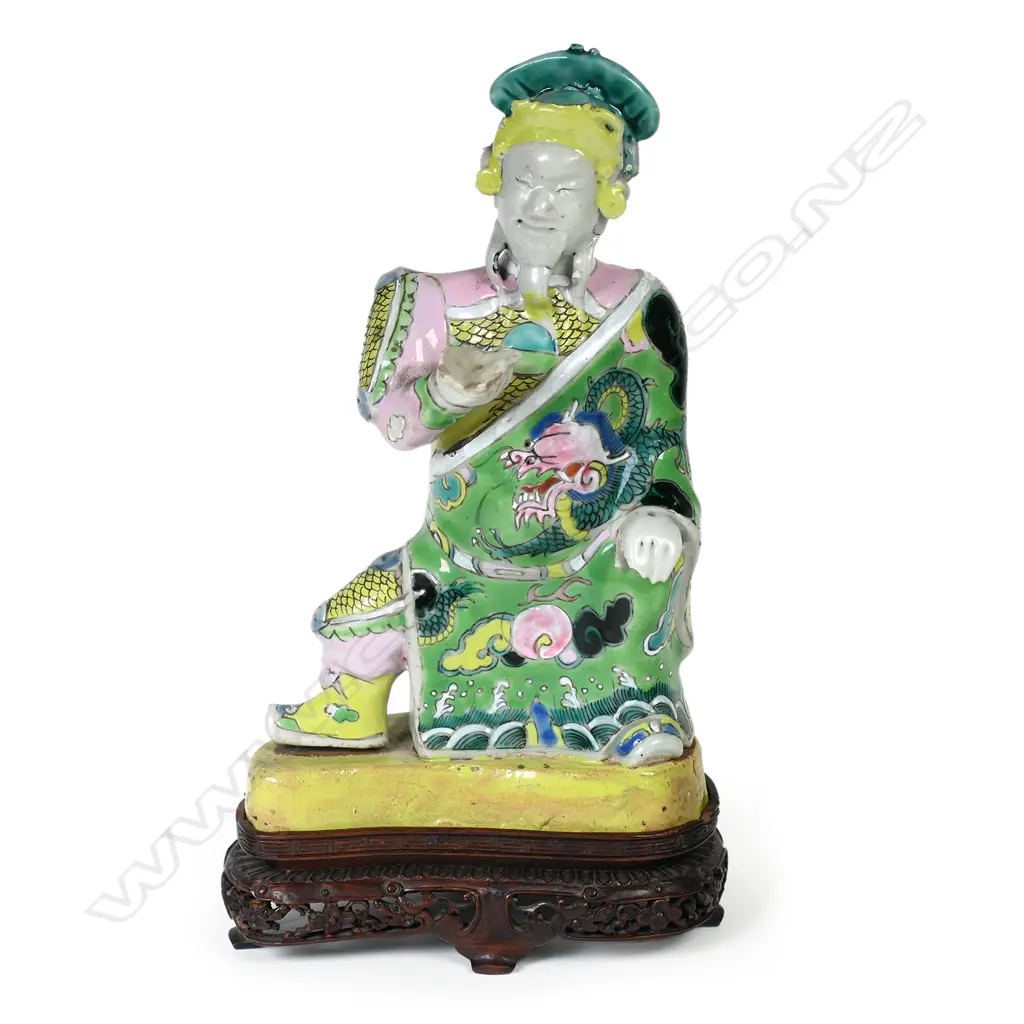 A Chinese Qinglong famille rose porcelain figure of the God of War, Guandi Image 1++