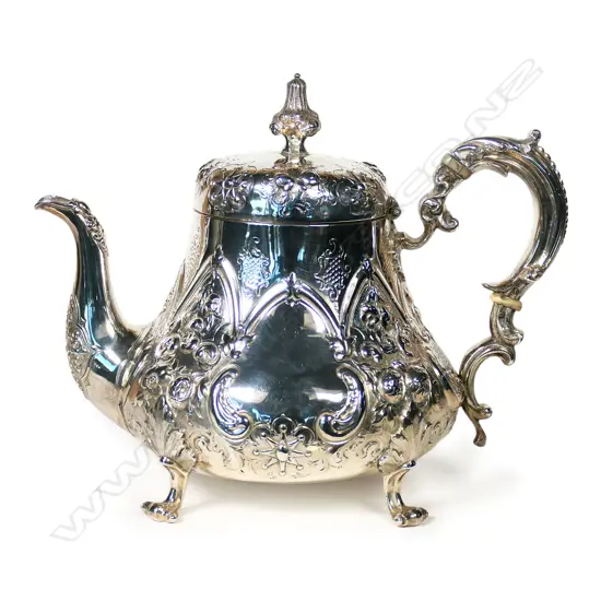 A Victorian silver teapot,