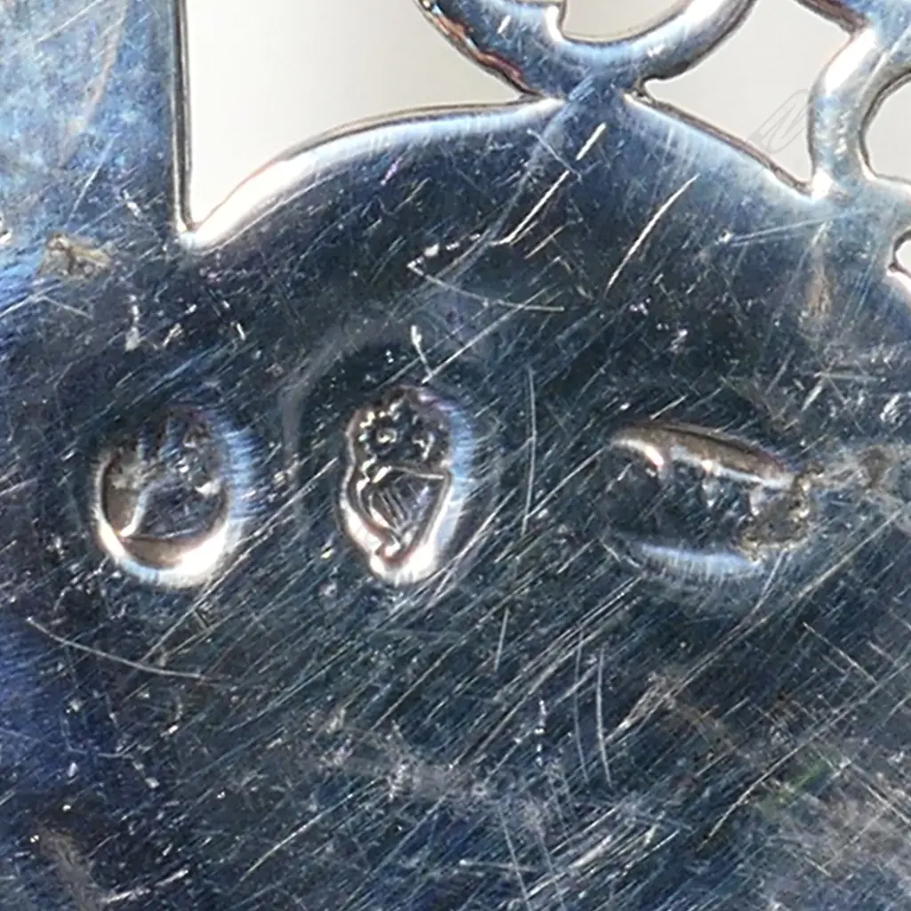 An Irish silver fish server, Image 1++