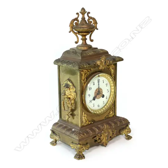 19THC FRENCH BRASS ORMOLU MANTEL CLOCK, H. 450mm