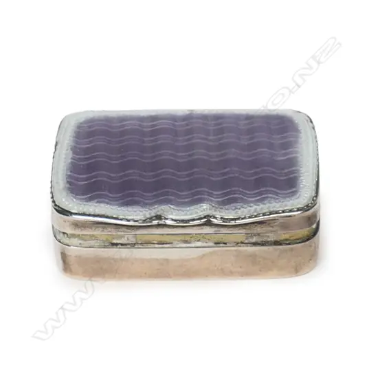 A late Edwardian silver and enamel patch box,