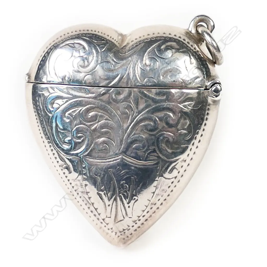 An Edwardian silver and enamel vesta case, Image 1++