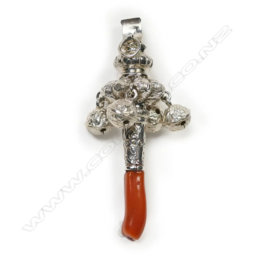 A Victorian silver and coral baby rattle, Image 1++