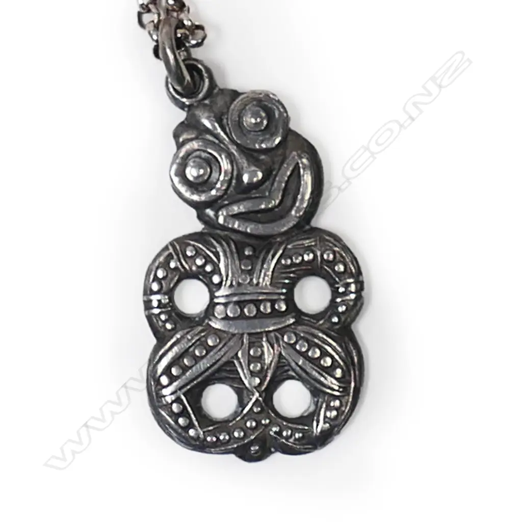 A c1940 cast silver hei tiki pendant, Image 1++