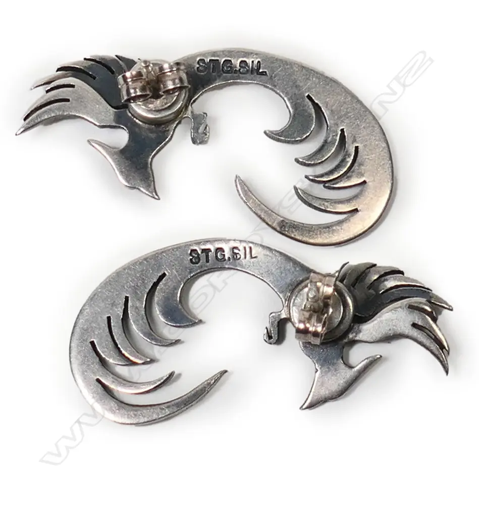 A pair of Tony Buller silver phoenix earrings, Image 1++