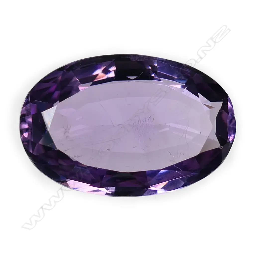 A 37.21ct oval mixed cut amethyst. Image 1++