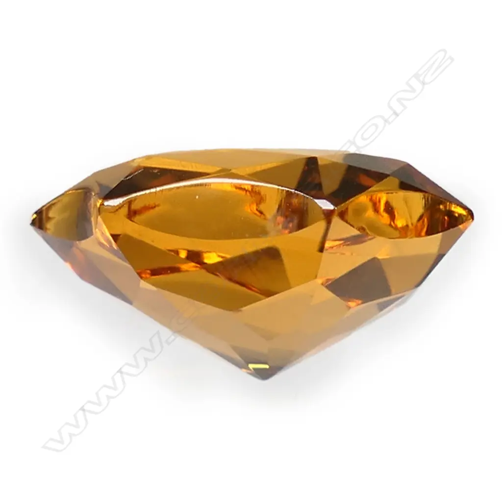 A 17.41ct scalloped mixed cut citrine. Image 1++
