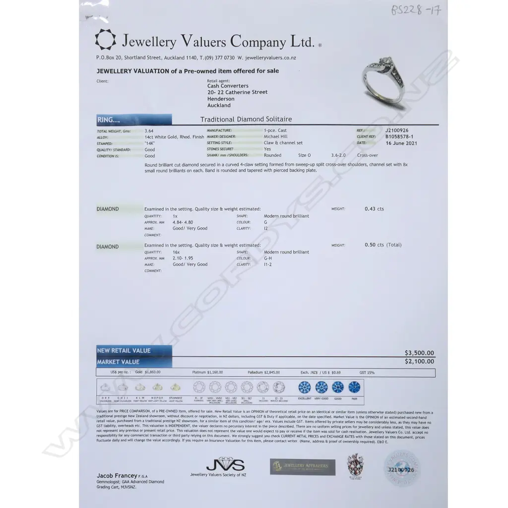 A 14ct white gold and diamond solitaire ring, Image 1++