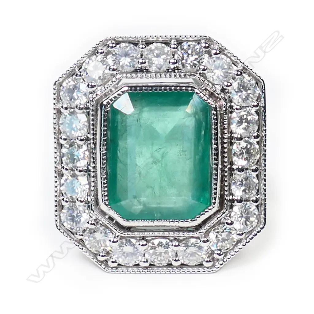 A 14ct white gold emerald and diamond Art Deco style ring, Image 1++