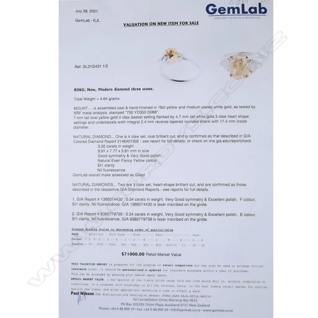 An impressive 18ct white gold, yellow and white diamond ring, Image 1++