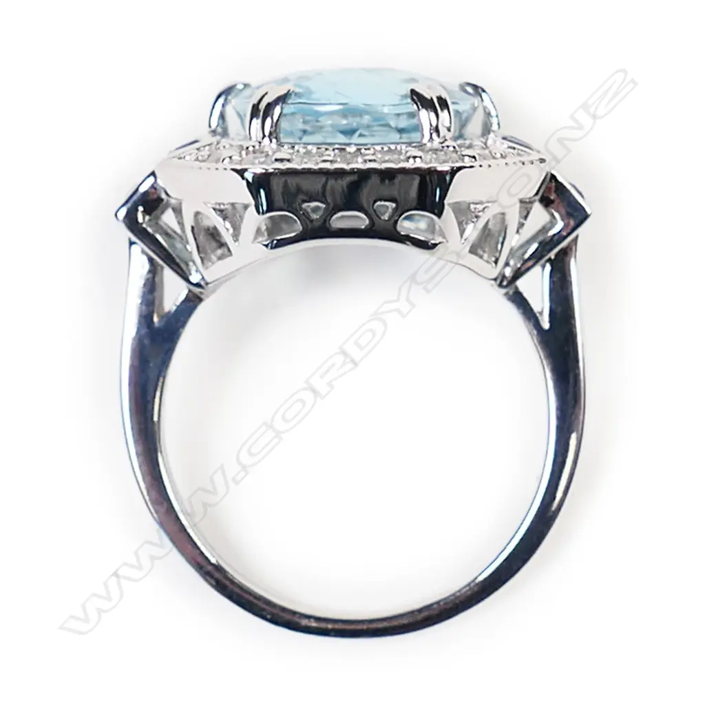 A 14ct white gold, aquamarine and diamond Art Deco style cocktail ring, Image 1++