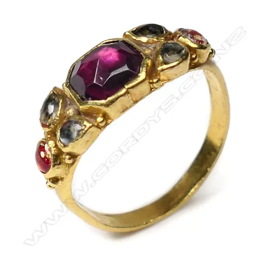 A Georgian 22ct gold ring,