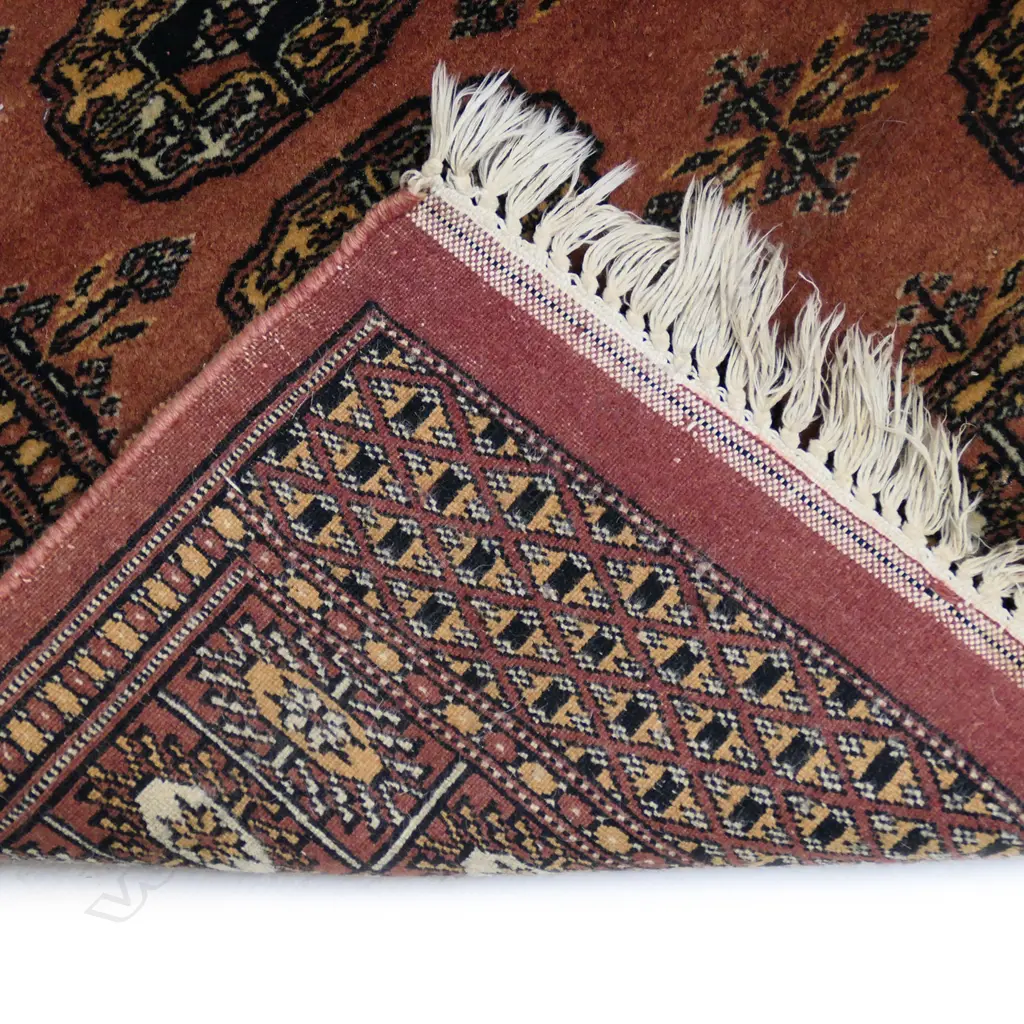 A Pakistani hand knotted runner, Image 1++