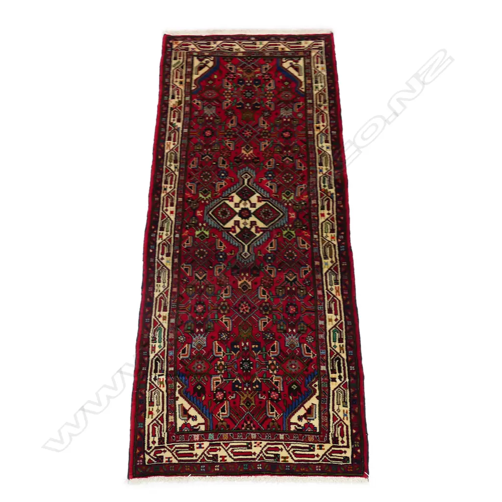 An Iranian hand knotted Hamadan runner, Image 1++