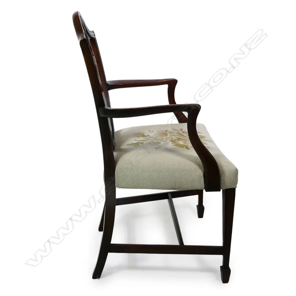 A pair of 19th Century mahogany Sheraton style carver chairs, Image 1++