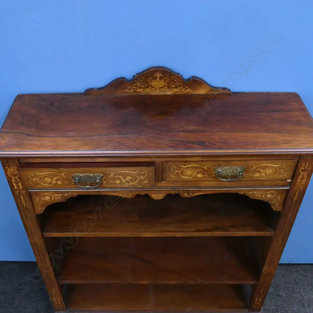 An Edwardian Sheraton revival rosewood bookcase, Image 1++