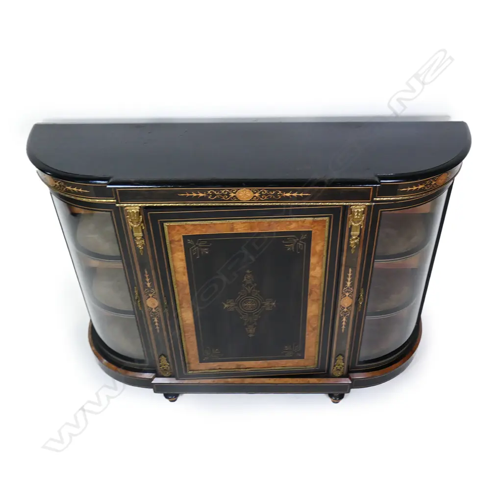 A Victorian inlaid and ormolu credenza, Image 1++