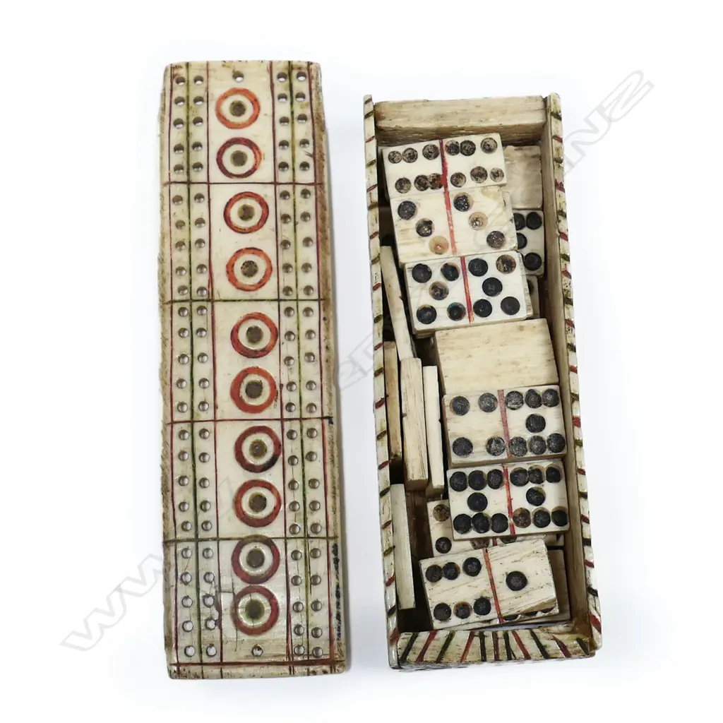 A late 19th Century Napoleonic prisoner-of-war hand carved set of dominos, Image 1++