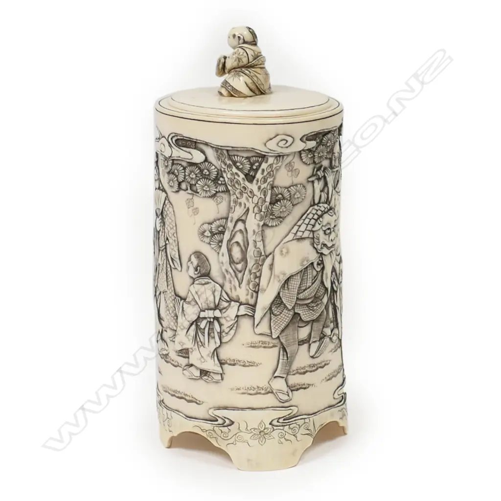 A c.1900  Japanese carved ivory lidded tusk section jar, Image 1++