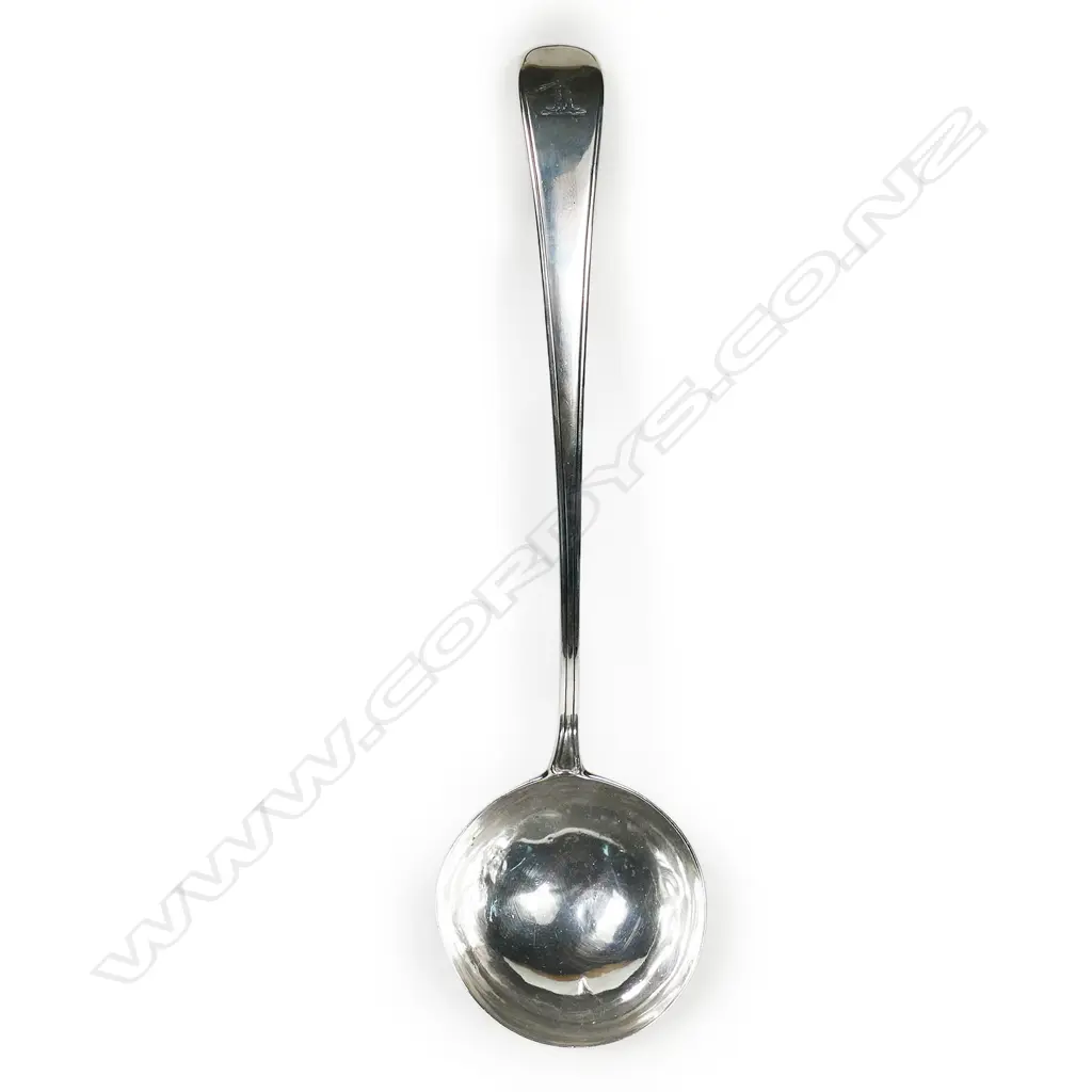 A George III silver soup ladle, Image 1++