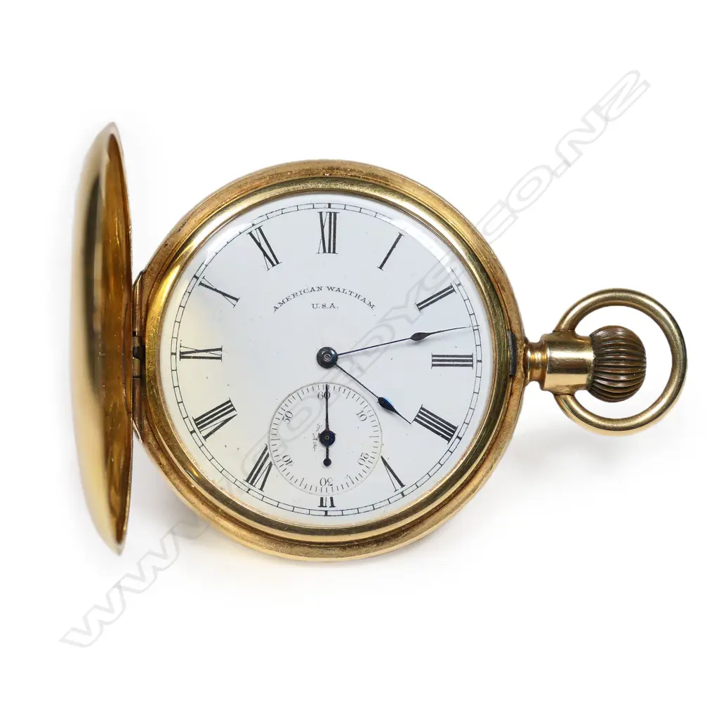 An 18ct gold American Waltham, 'Beacon' Model hunter case pocket watch, Image 1++