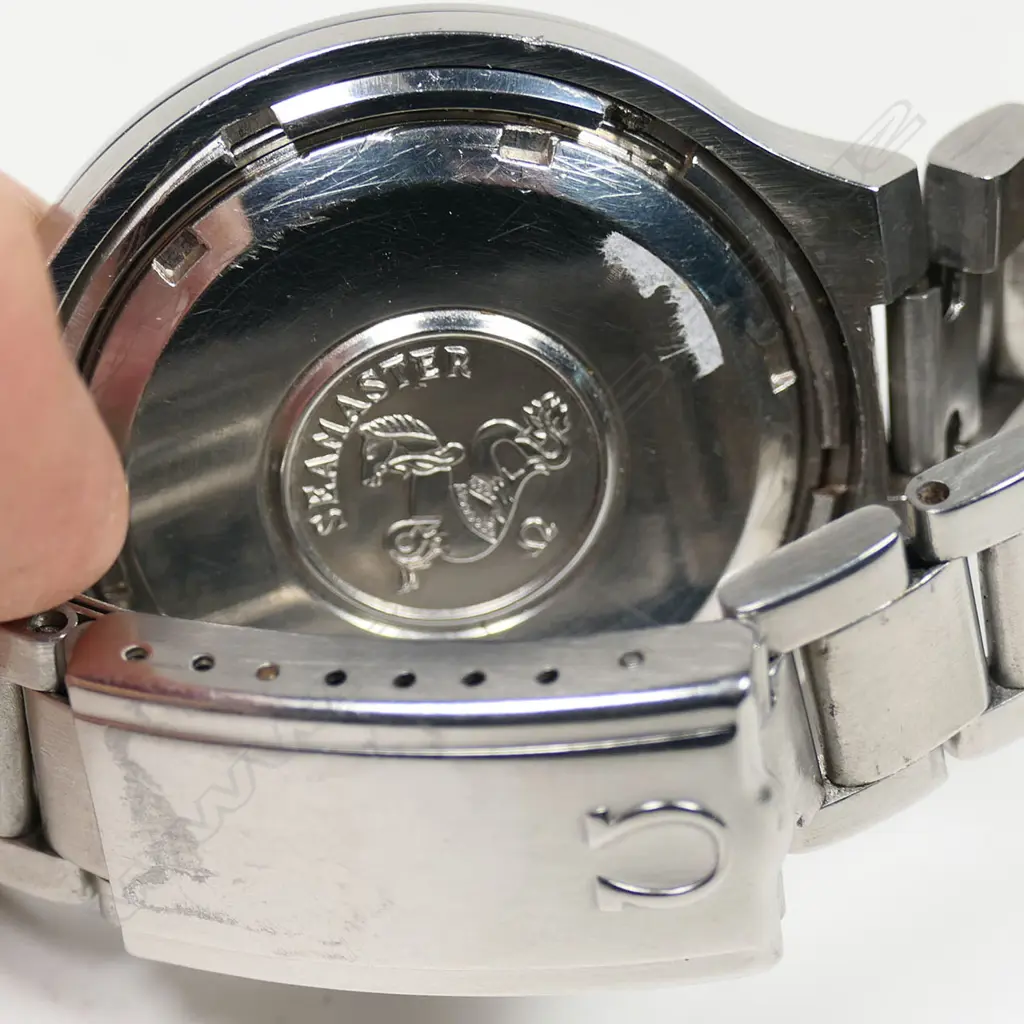 An Omega Seamaster Electronic f300Hz wristwatch Image 1++