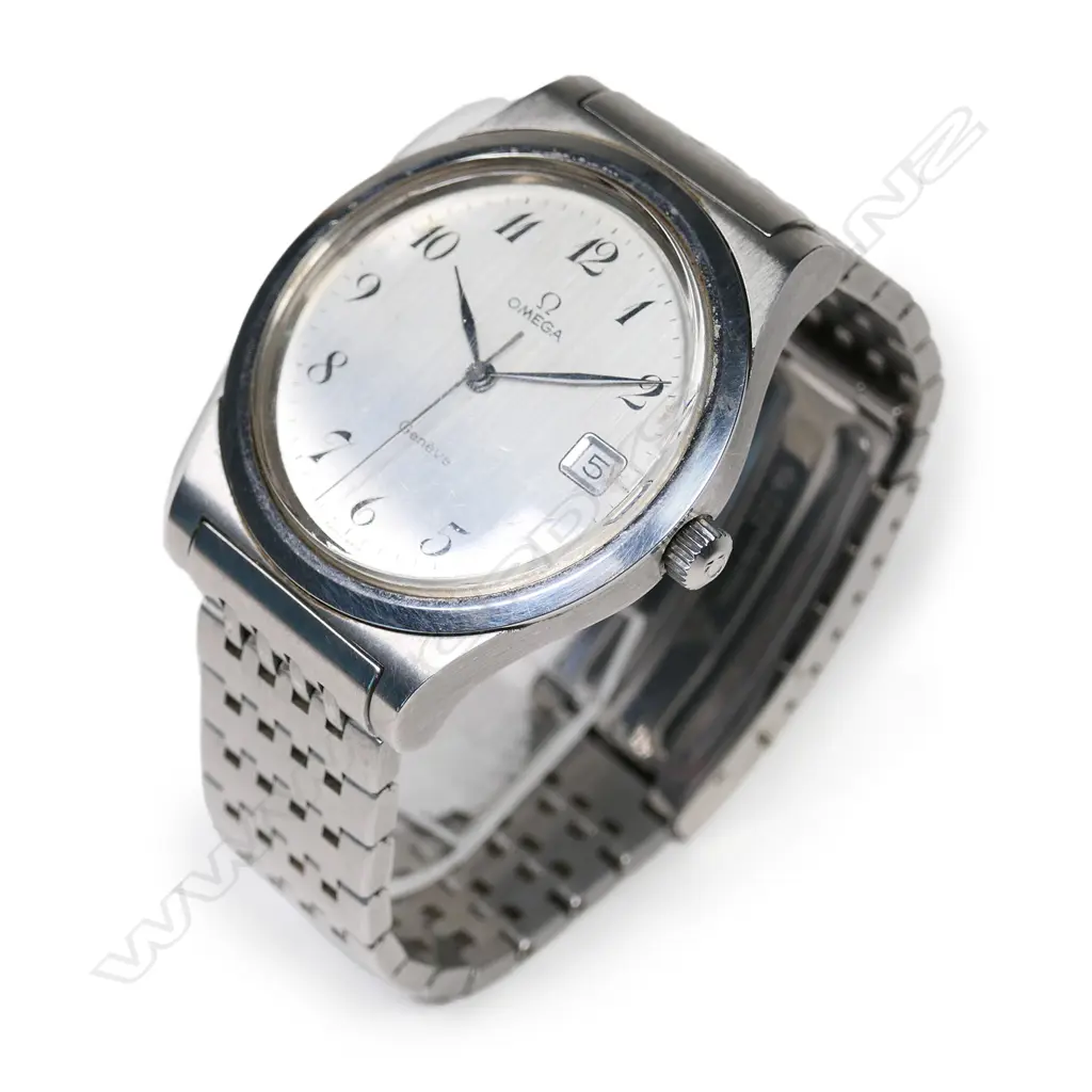 Omega Genève wristwatch, c.1972 Image 1++