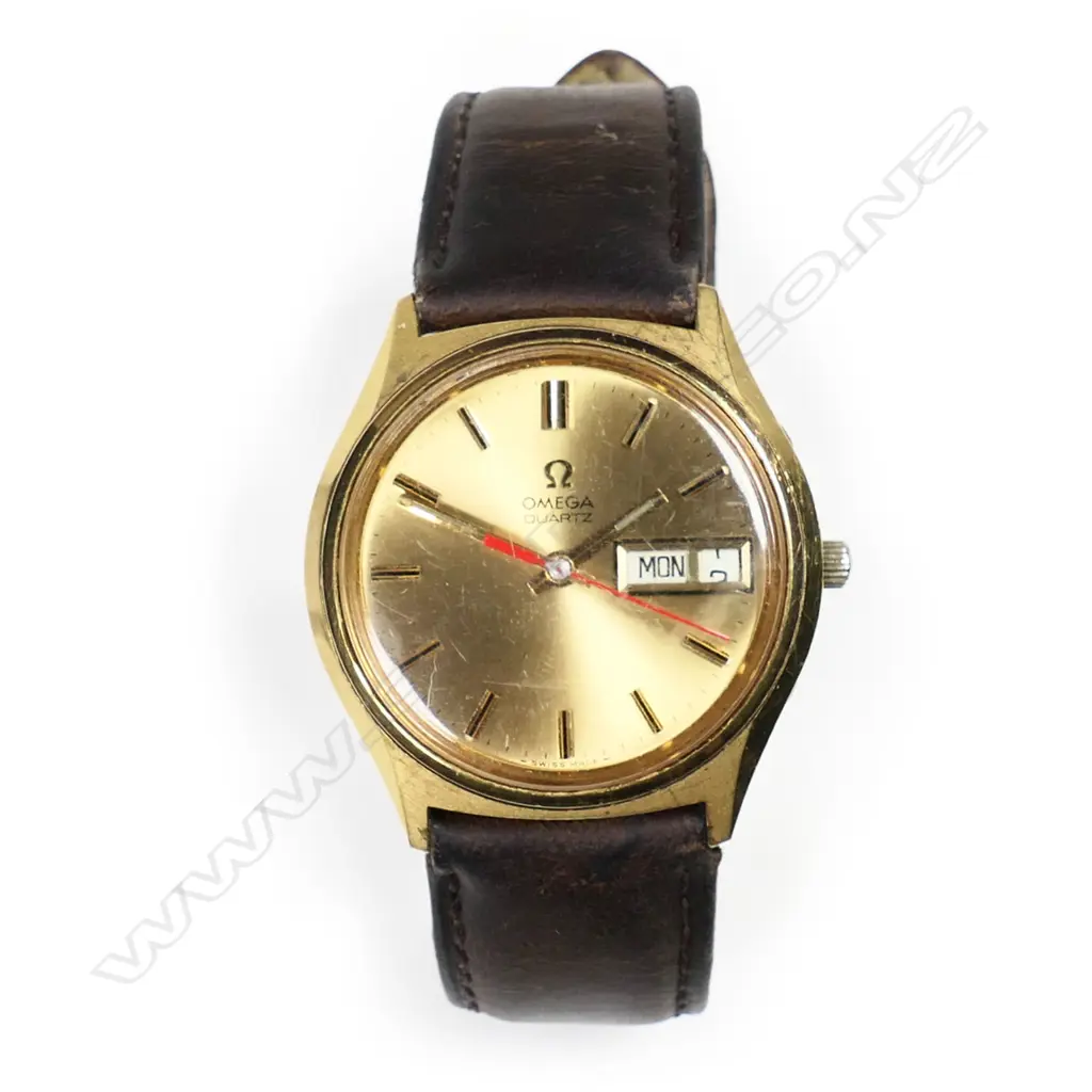 A vintage Omega Quartz wristwatch. Image 1++