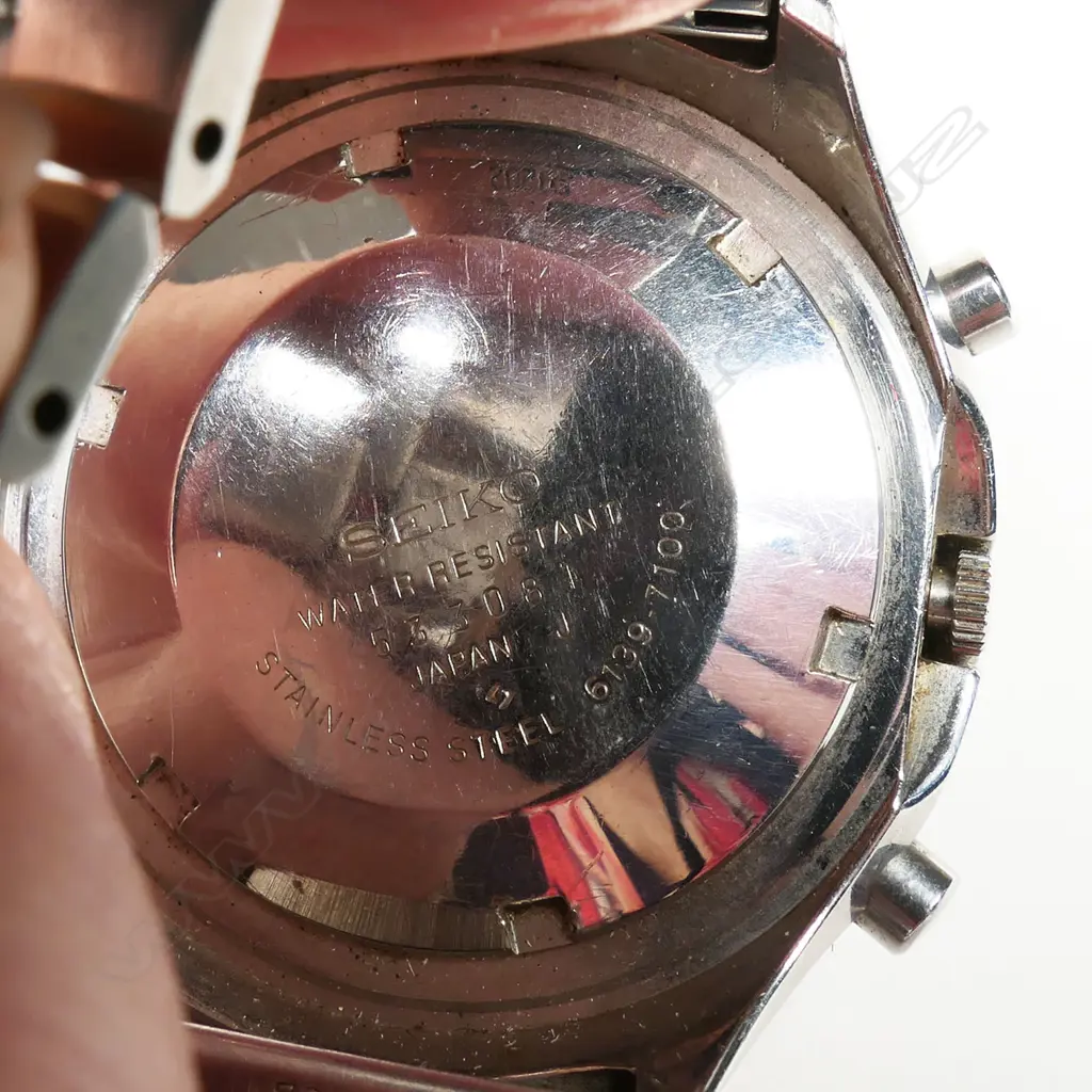 Seiko 'Darth Vader Helmet' chronograph wristwatch, Image 1++