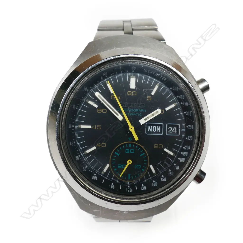 Seiko 'Darth Vader Helmet' chronograph wristwatch, Image 1++