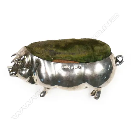 An Edwardian silver pin cushion,