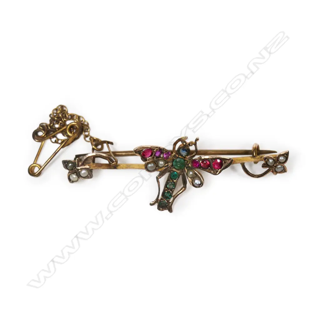 An Edwardian 9ct gold gem set insect brooch, Image 1++
