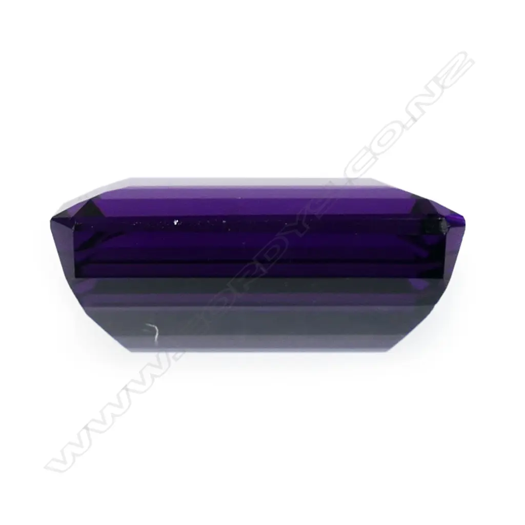 A 20.00ct amethyst unset gemstone, Image 1++