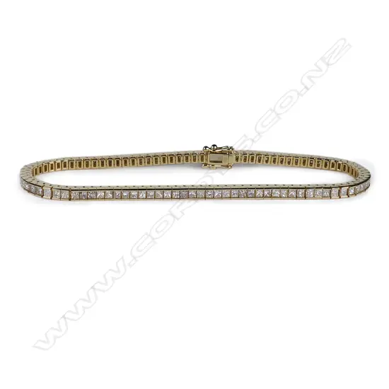 An 18ct gold and diamond tennis bracelet,