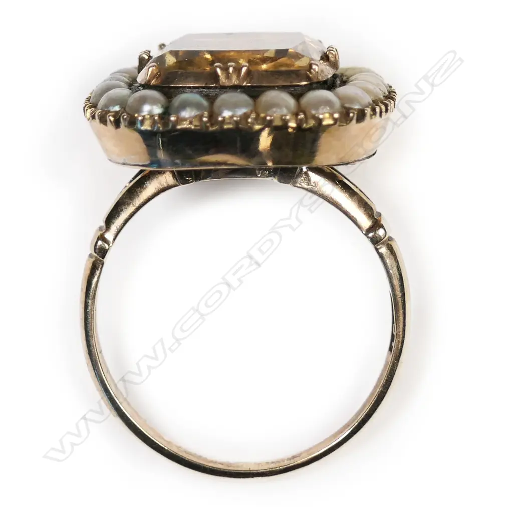 An antique 15ct gold yellow sapphire and seed pearl ring, Image 1++