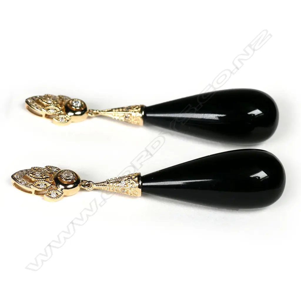 A pair of 14ct gold, onyx and diamond Art Deco style drop earrings, Image 1++