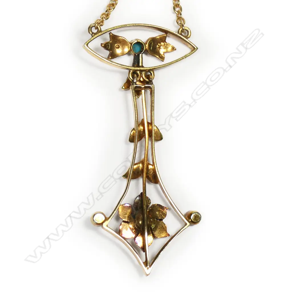 An Edwardian 9ct gold turquoise and seed pearl pendant necklace, Image 1++