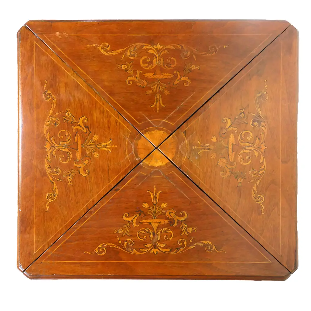 An Edwardian inlaid walnut Sheraton Revival card table, Image 1++
