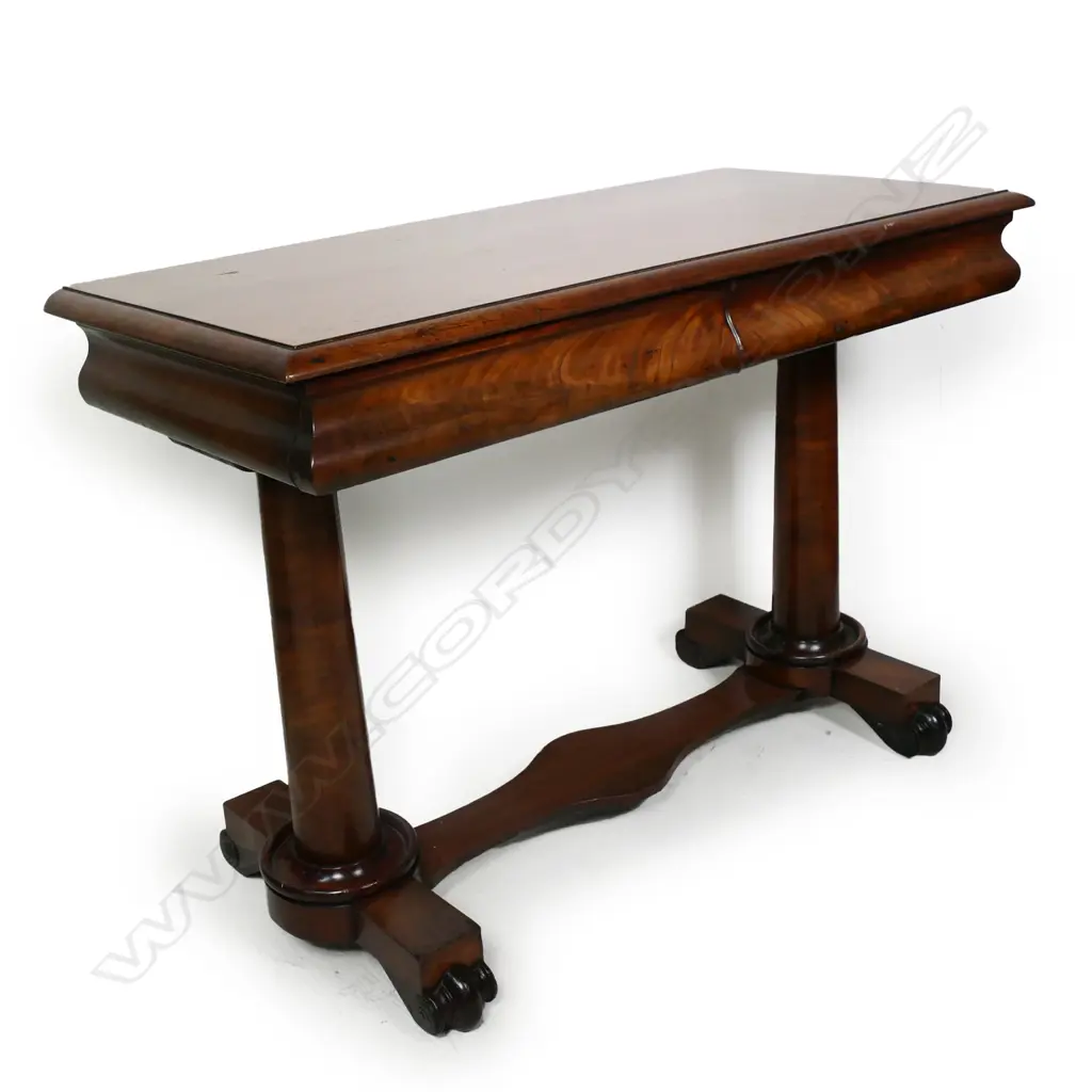 A William IV two drawer mahogany side table, Image 1++
