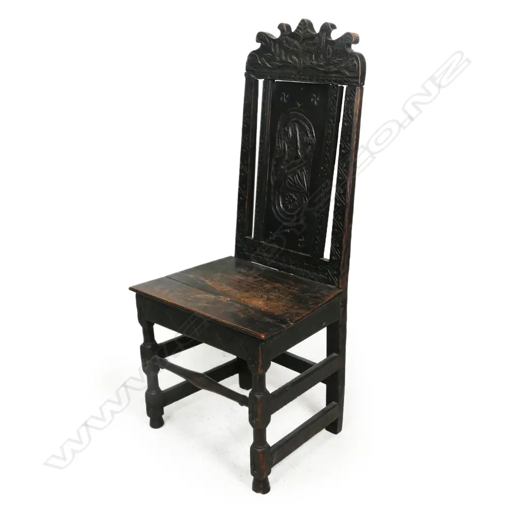 An antique country oak carved chair, Image 1++