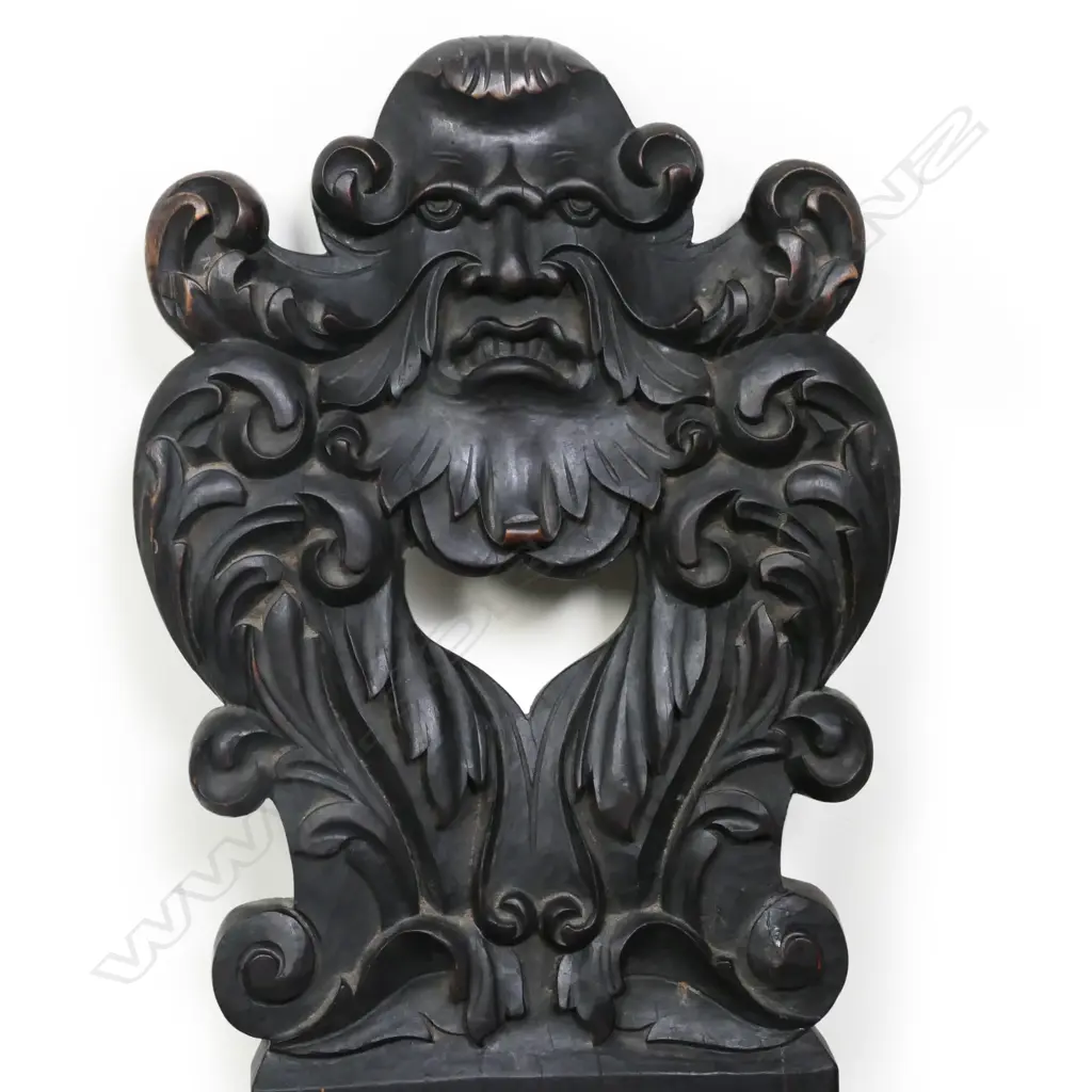 A 19thC European ebonised Gothic hall chair, Image 1++