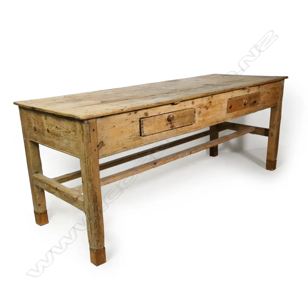 A 19thC large country pine kitchen preparation table, Image 1++