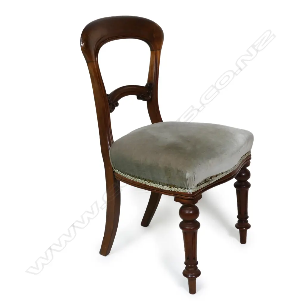A harlequin set of eight William IV mahogany dining chairs, Image 1++