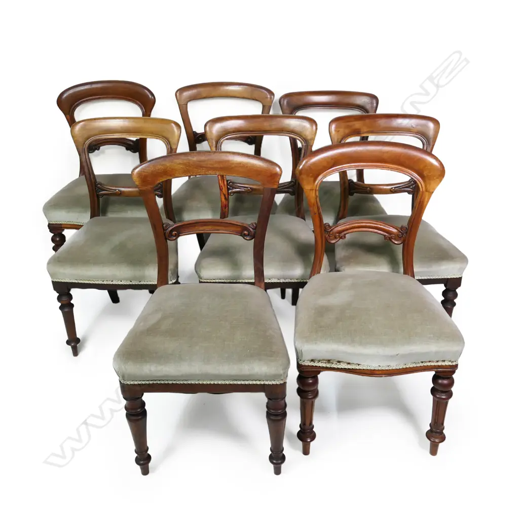 A harlequin set of eight William IV mahogany dining chairs, Image 1++