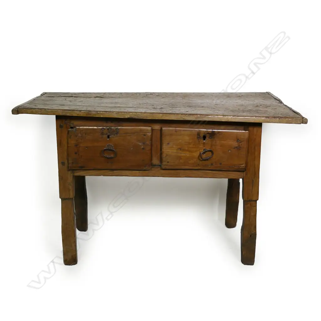 A 19thC European country primitive fruitwood side / preparation table, Image 1++